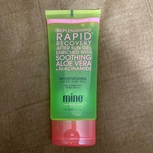 mine Moisturizing After Sun Gel